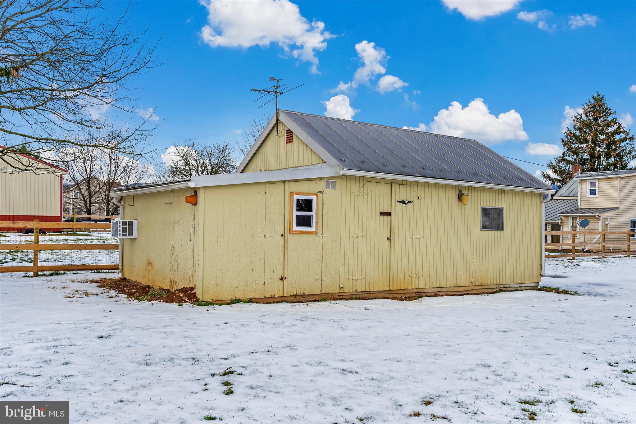 11027 Powell Road Thurmont, MD 21788 - Photo 3 of 60 Shed