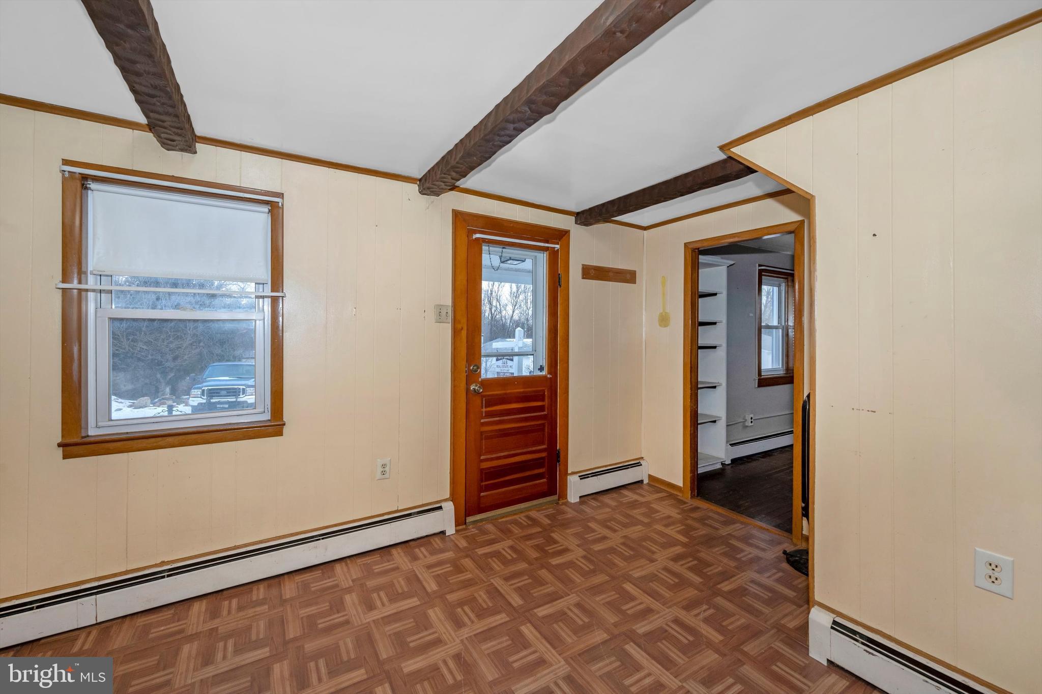 11027 Powell Road Thurmont, MD 21788 - Photo 4 of 60 Entry