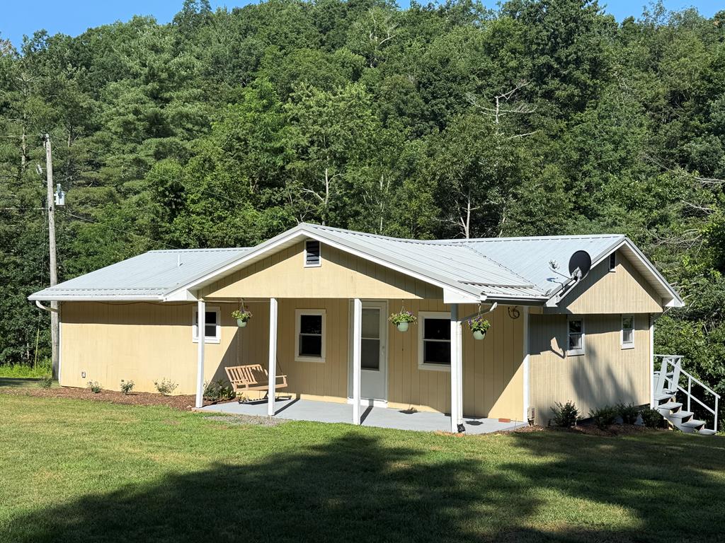 1269 Crown Ridge Road Galax, VA 24333 - Photo 1 of 20 Gallery Image 1