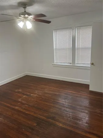 $2,600 | 1900 19th Street South, St. Petersburg, FL 33712