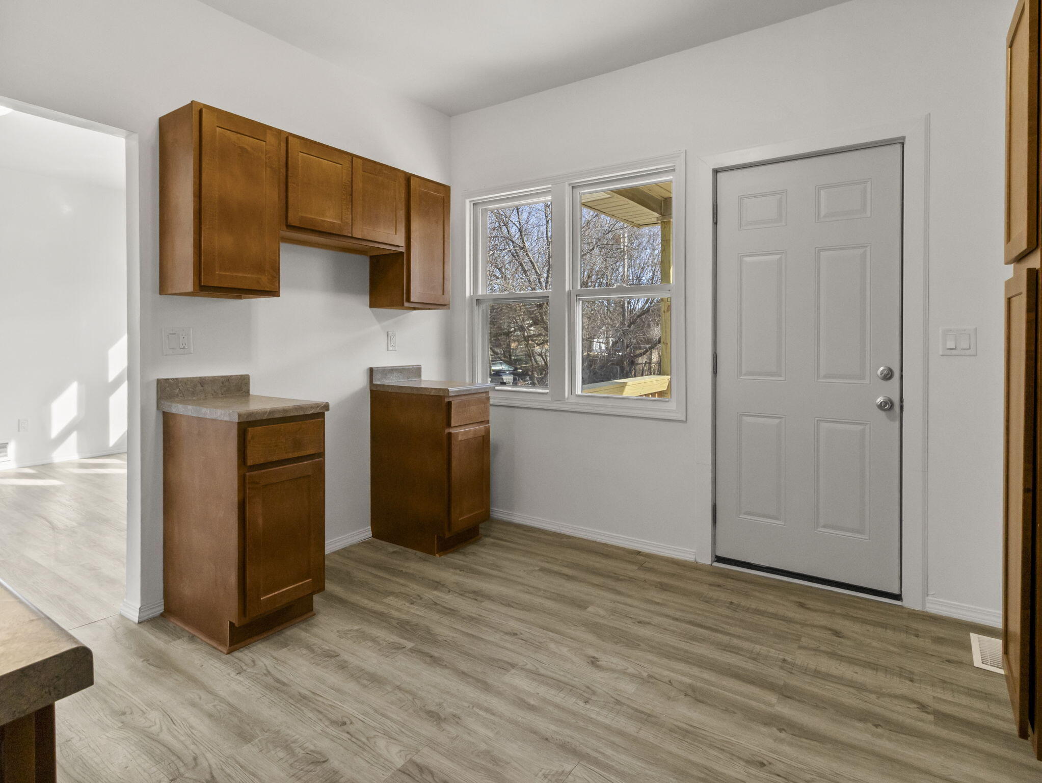 4860 North 20th Street Milwaukee, WI 53209 - Photo 12 of 35 33-web-or-mls-IMG_5116