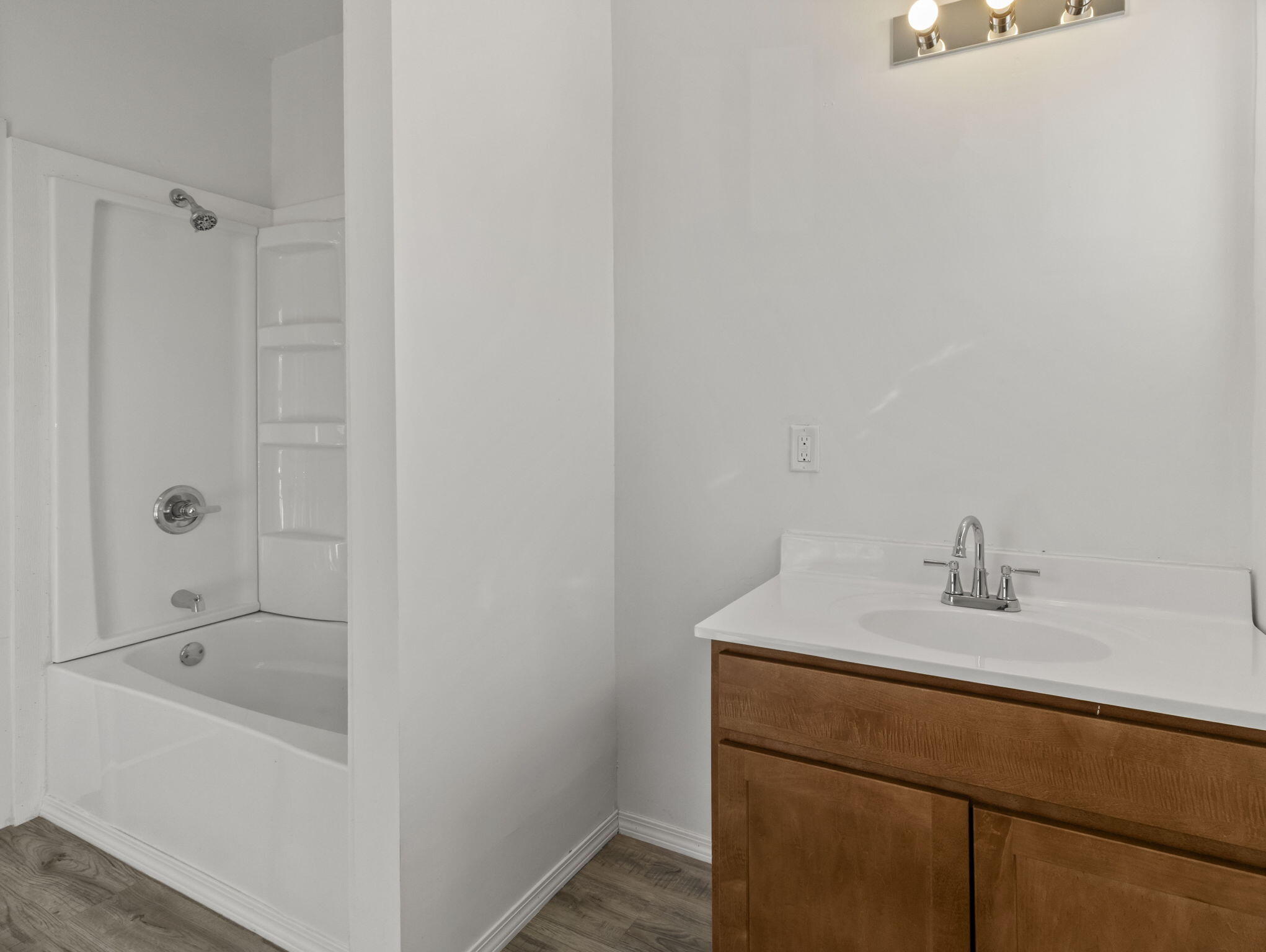 4860 North 20th Street Milwaukee, WI 53209 - Photo 17 of 35 16-web-or-mls-IMG_5062