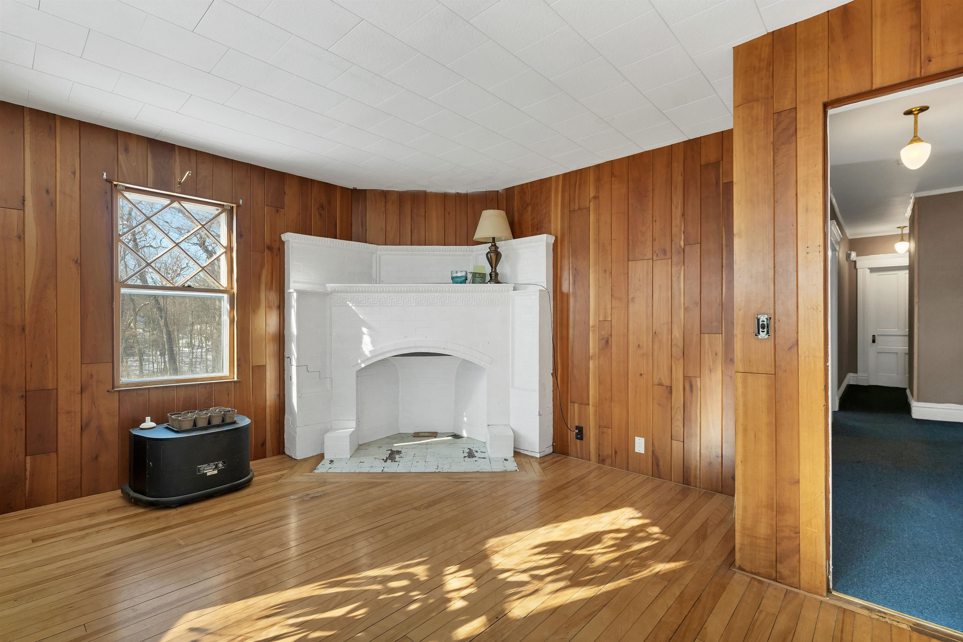 69 Cheney Street Franklin, NH 03235 - Photo 26 of 44