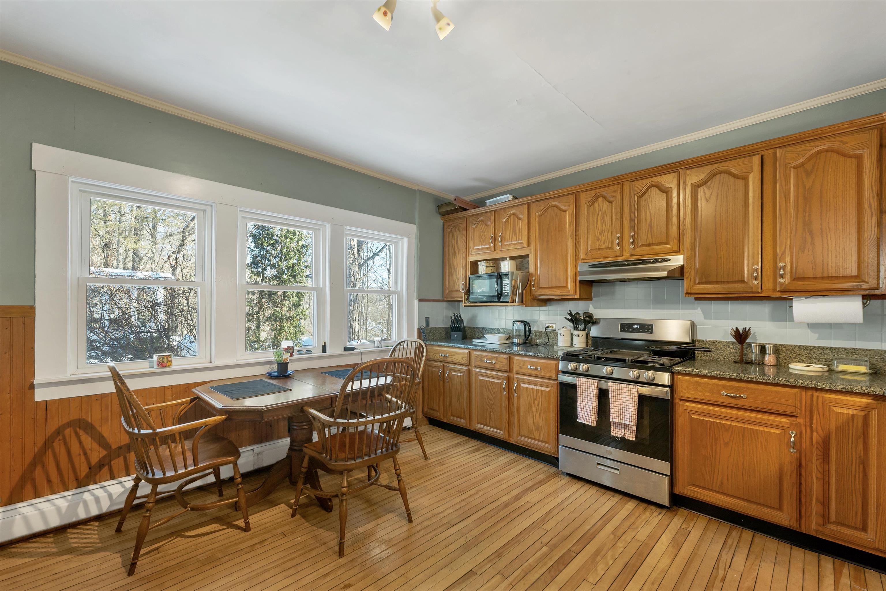 69 Cheney Street Franklin, NH 03235 - Photo 9 of 44