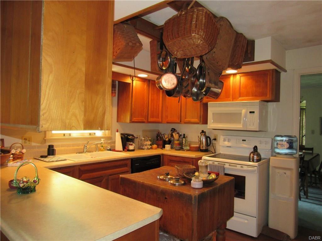 8361 Kimmel Road Clayton, OH 45315 - Photo 25 of 68