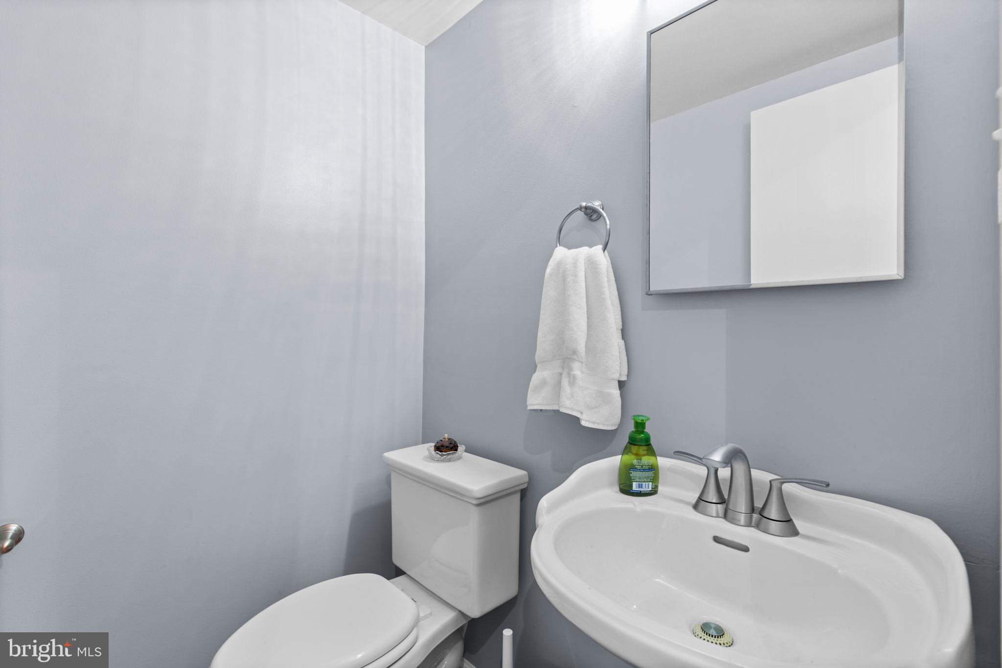 23 Oak Shadows Court Baltimore, MD 21228 - Photo 16 of 25