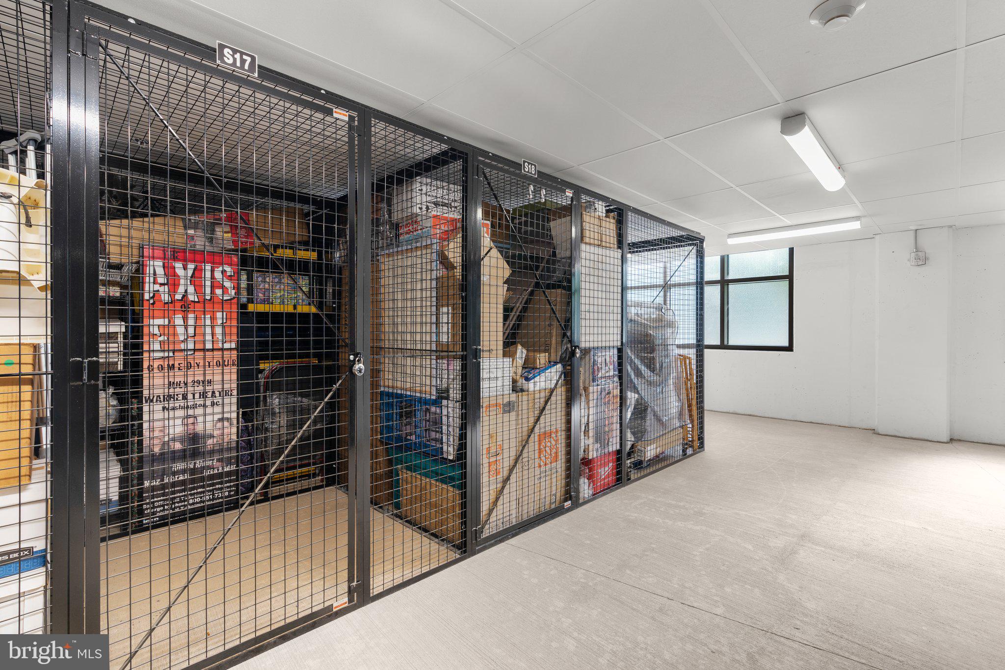 2960 Vaden Drive, Unit 2312 Fairfax, VA 22031 - Photo 40 of 46 a view of entryway