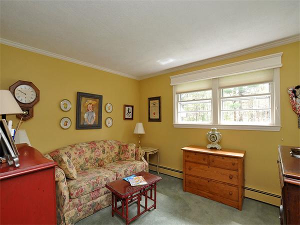 14 Reservoir Road Westwood, MA 02090 - Photo 17 of 28 Gallery Image 17