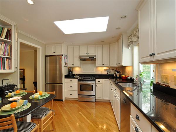 14 Reservoir Road Westwood, MA 02090 - Photo 7 of 28 Gallery Image 7