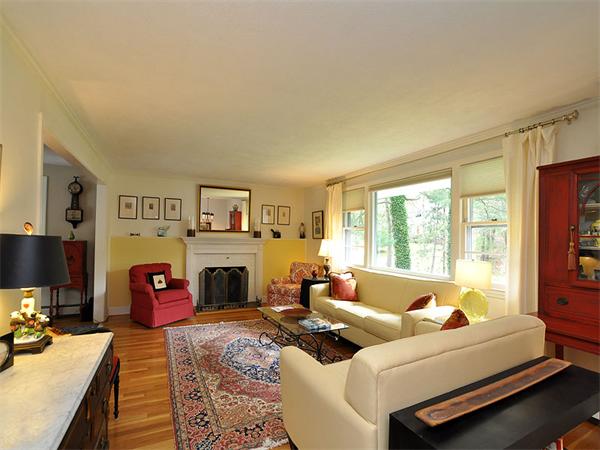 14 Reservoir Road Westwood, MA 02090 - Photo 10 of 28 Gallery Image 10