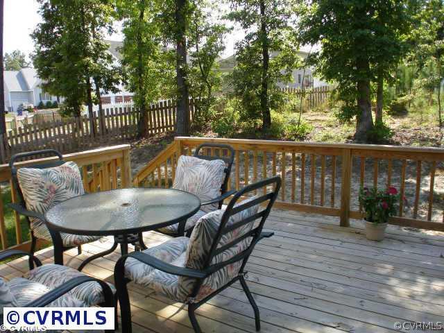 9601 Lockberry Ridge Loop Richmond, VA 23237 - Photo 2 of 8 Yard/Garden