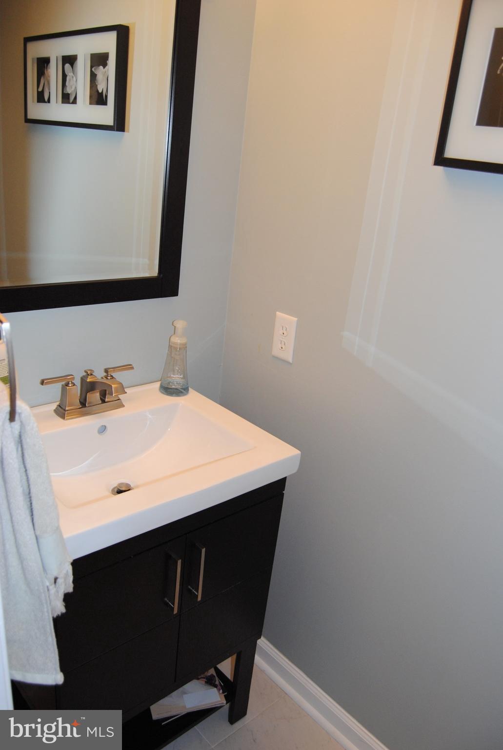5443 Rinker Circle, Unit 286 Doylestown, PA 18902 - Photo 8 of 21 First Level Powder Room