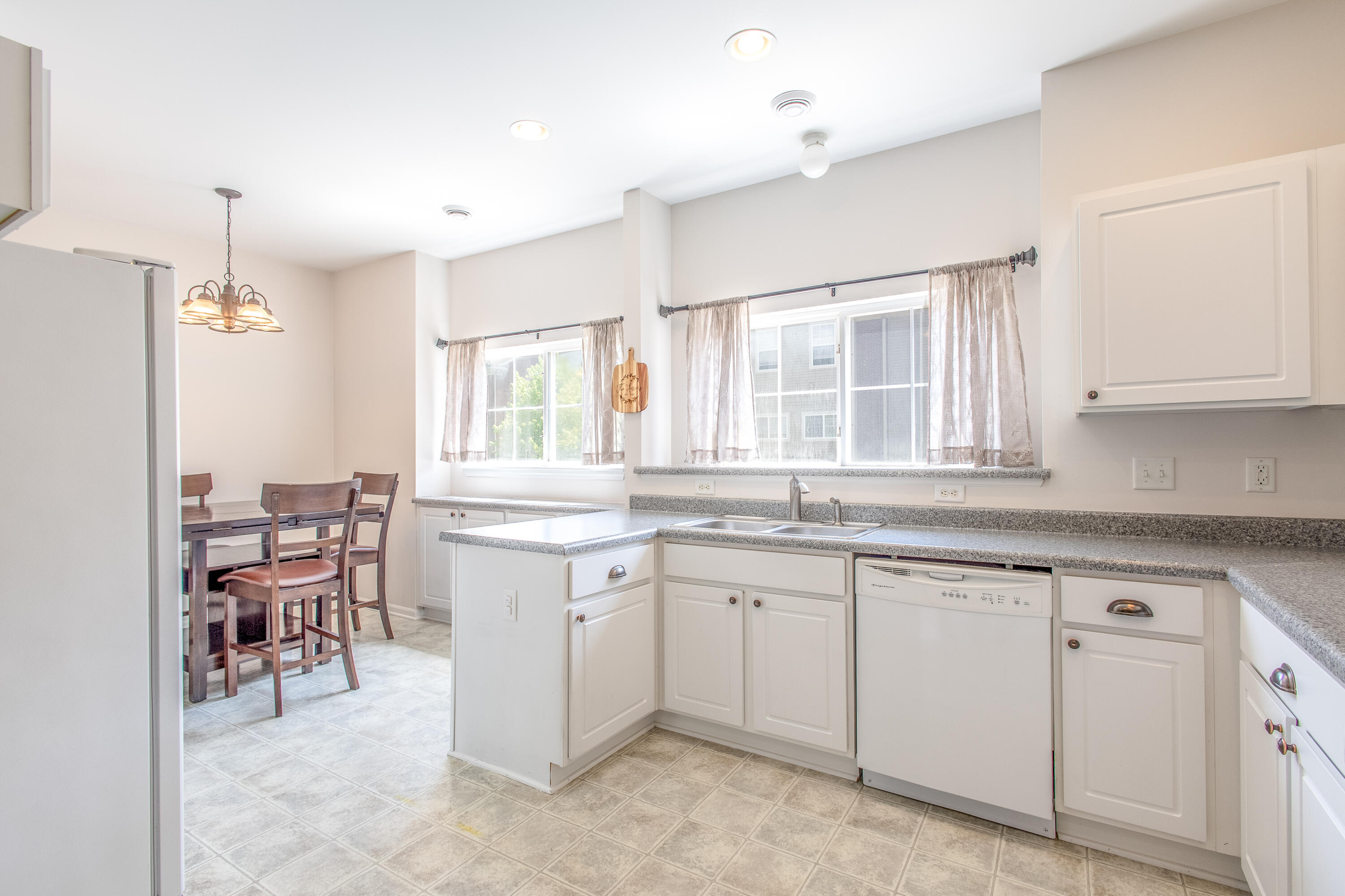 22732 Goddard Road Taylor, MI 48180 - Photo 11 of 39 26