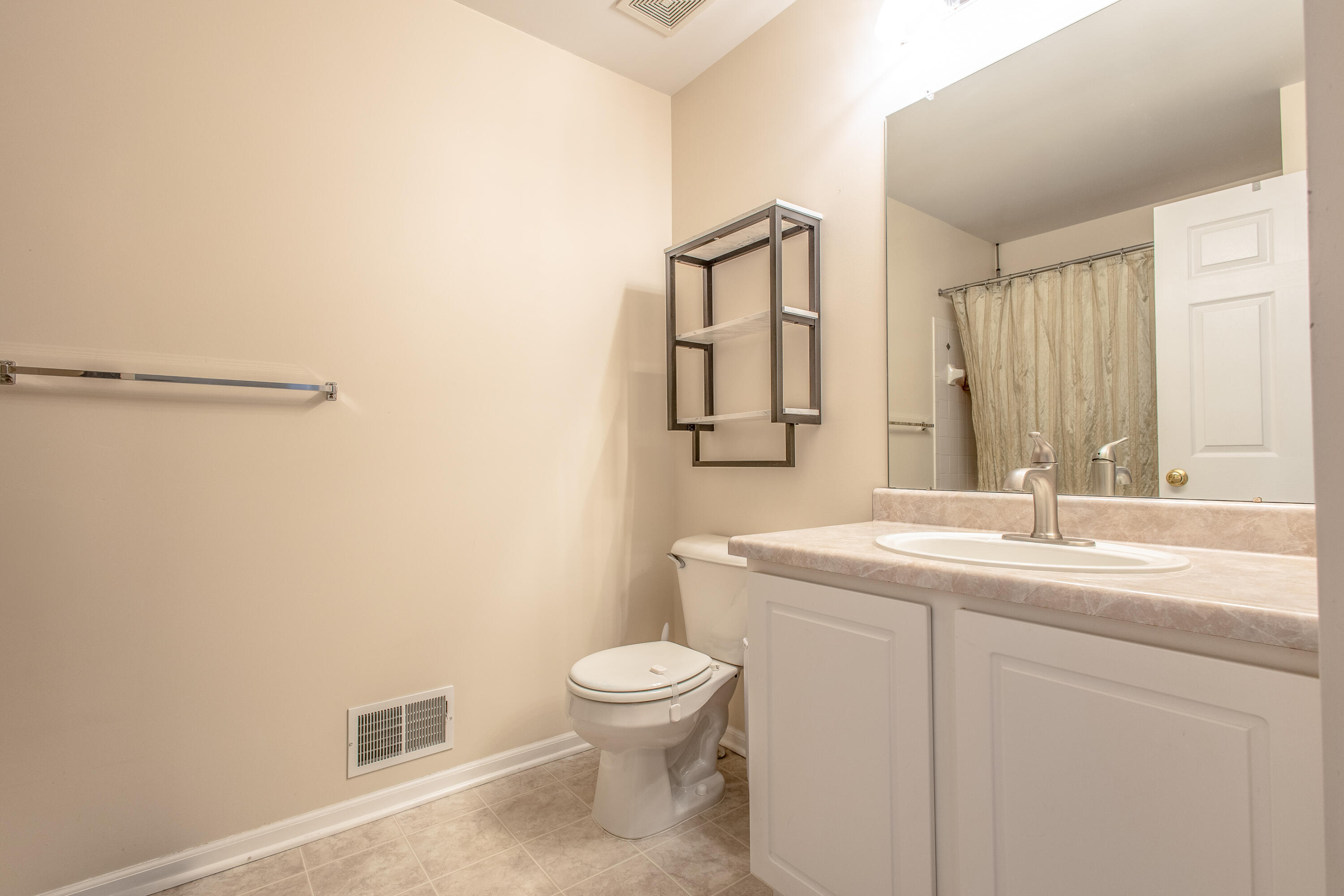 22732 Goddard Road Taylor, MI 48180 - Photo 19 of 39 34