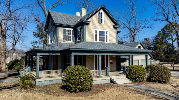 $240,000 | 302 East Main Street, Plymouth, NC 27962