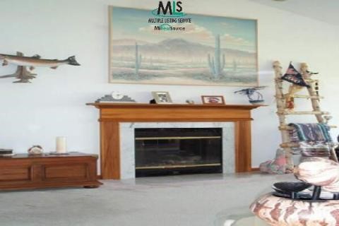 2168 London Rochester, MI 48307 - Photo 5 of 9 701340-4.JPG