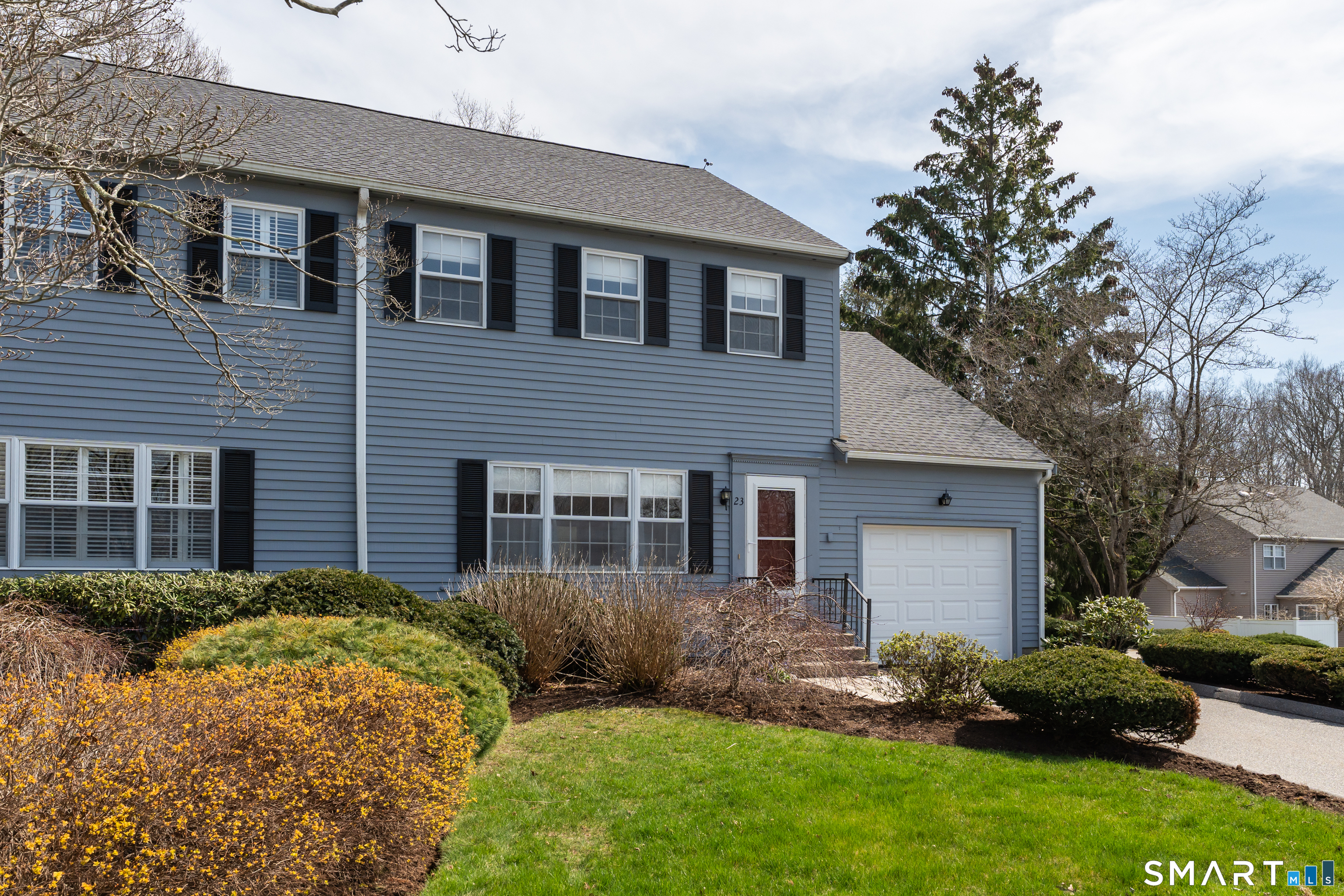 23 Hampshire Road, Unit 23 Madison, CT 06443 - Photo 3 of 39