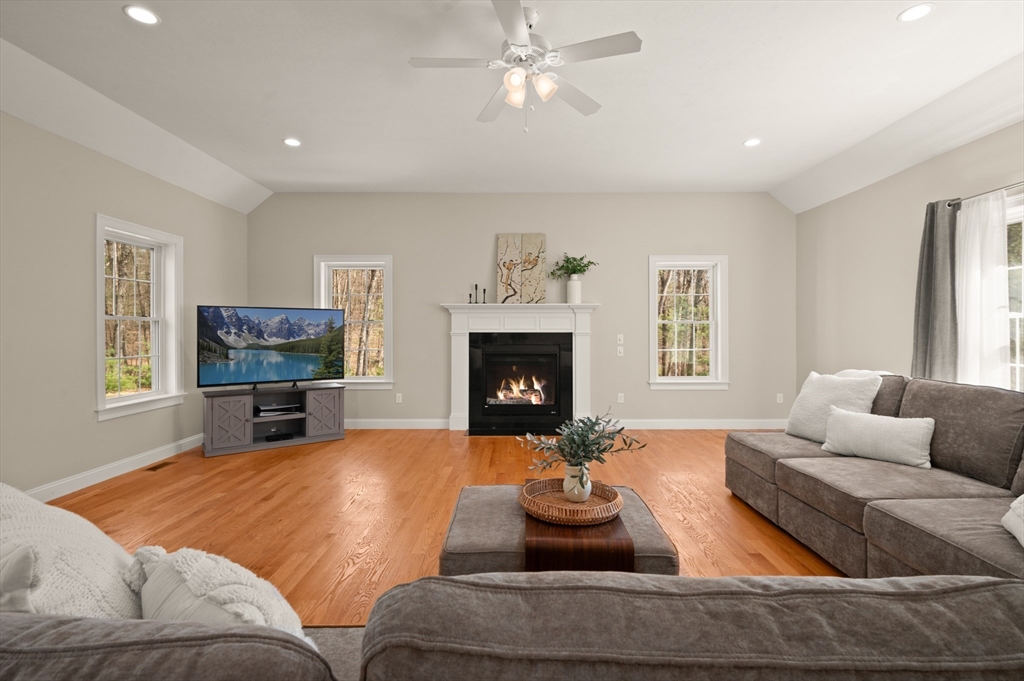 261 Ipswich Road Boxford, MA 01921 - Photo 12 of 42