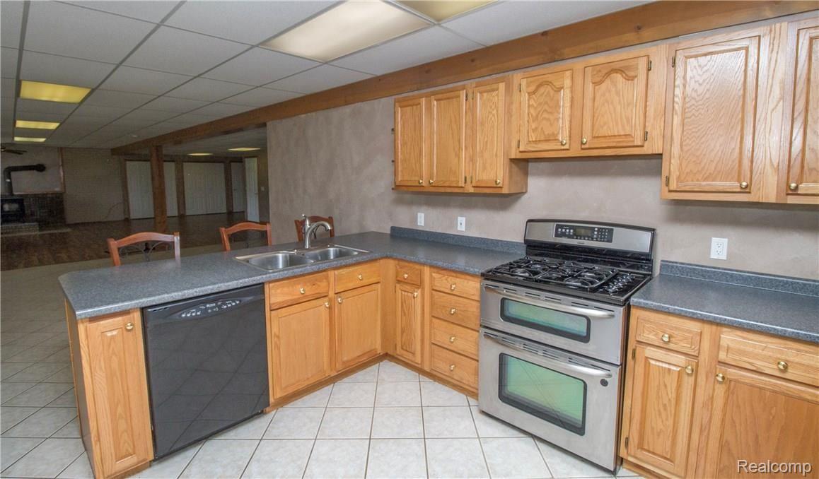2447 Hadley Road Lapeer, MI 48446 - Photo 44 of 57 Basement12.jpg