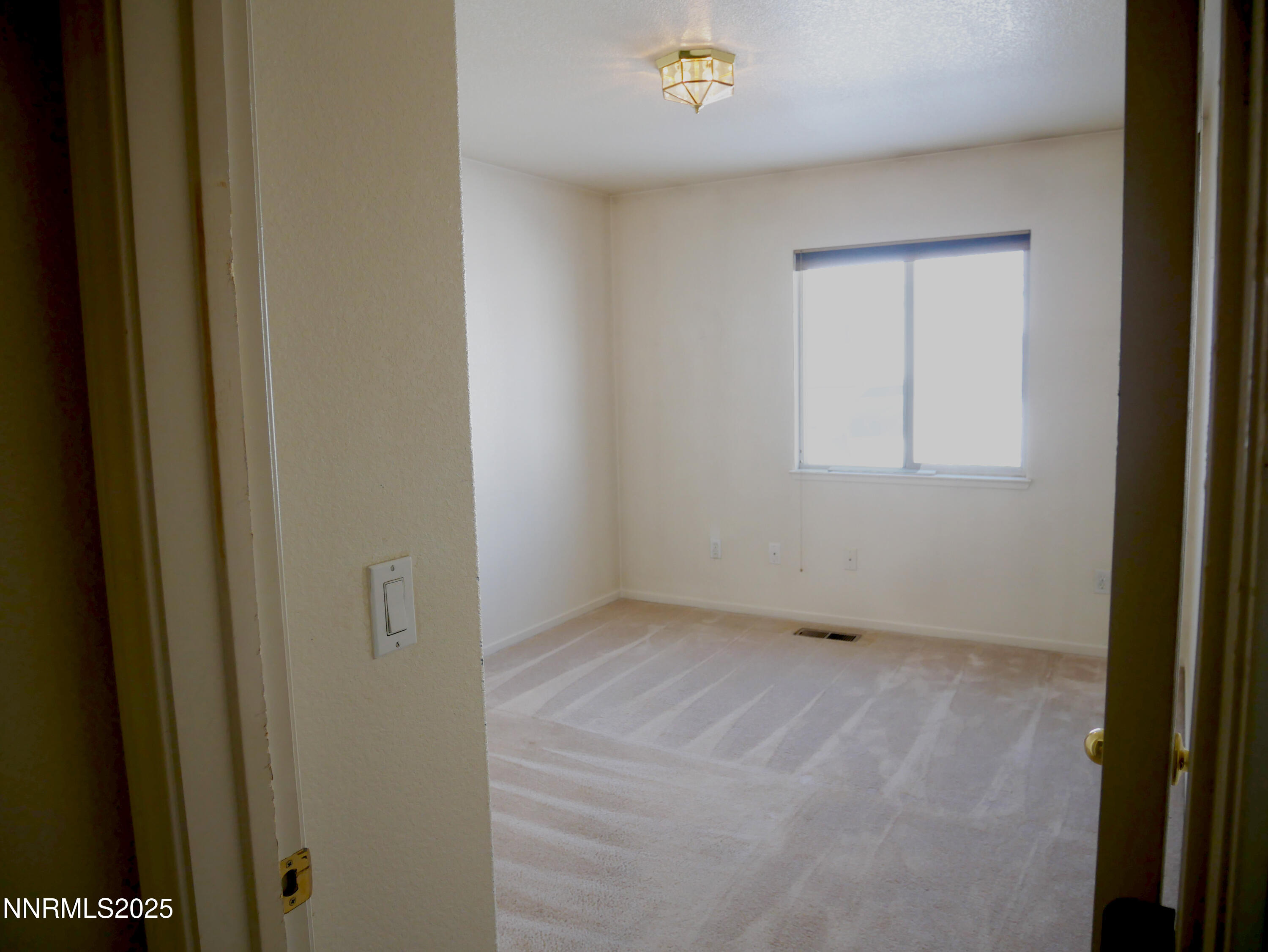 17320 Magnetite Drive Reno, NV 89508 - Photo 27 of 43 2nd Bedroom 1