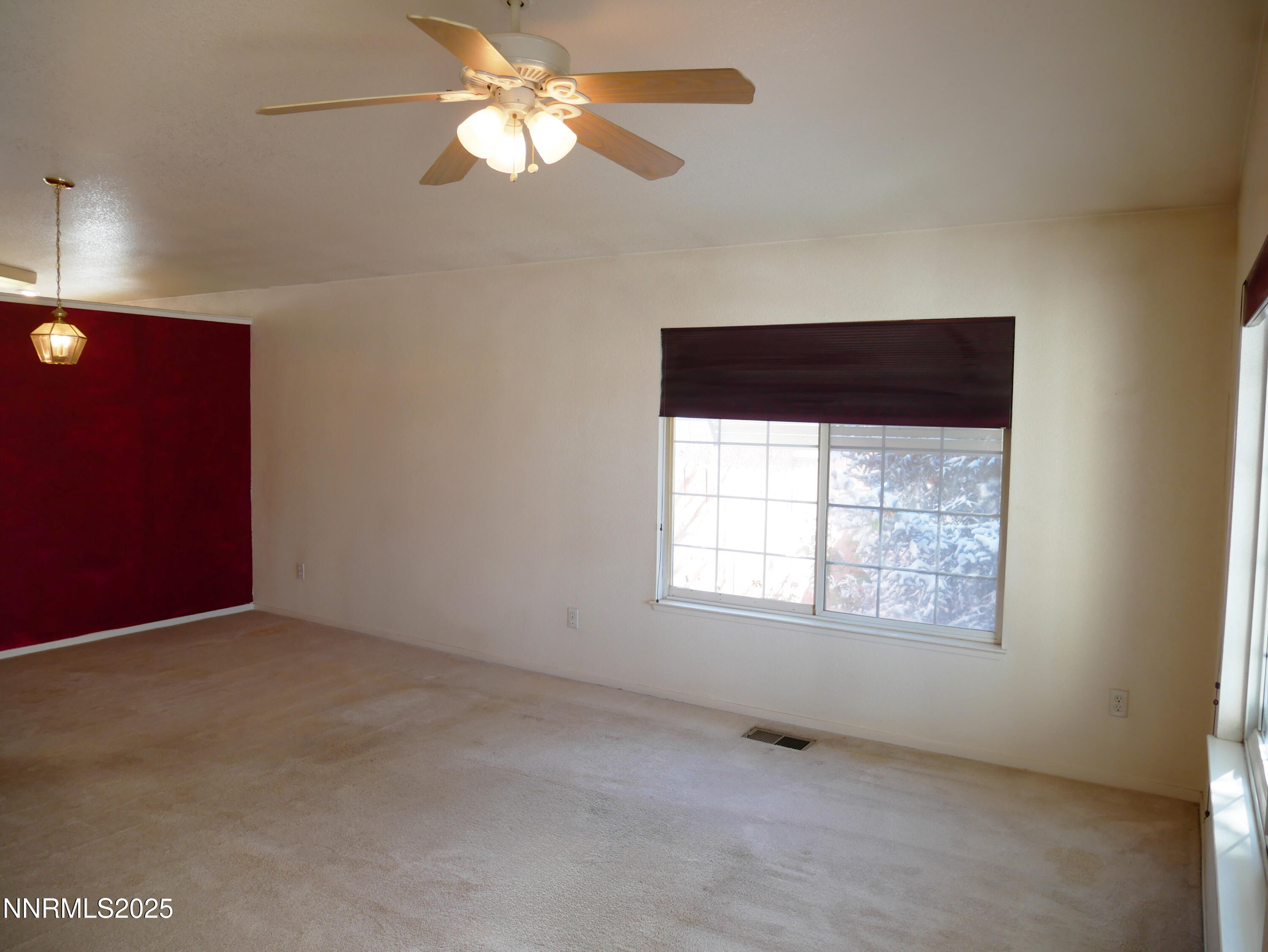 17320 Magnetite Drive Reno, NV 89508 - Photo 7 of 43 Living Room 2