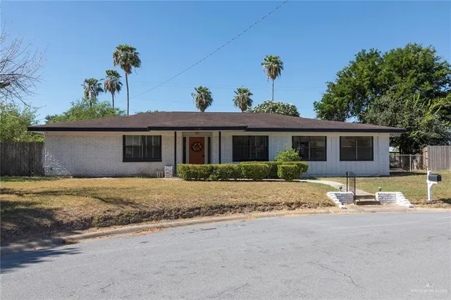 $2,000 | 1707 Orchid Avenue, McAllen, TX 78504