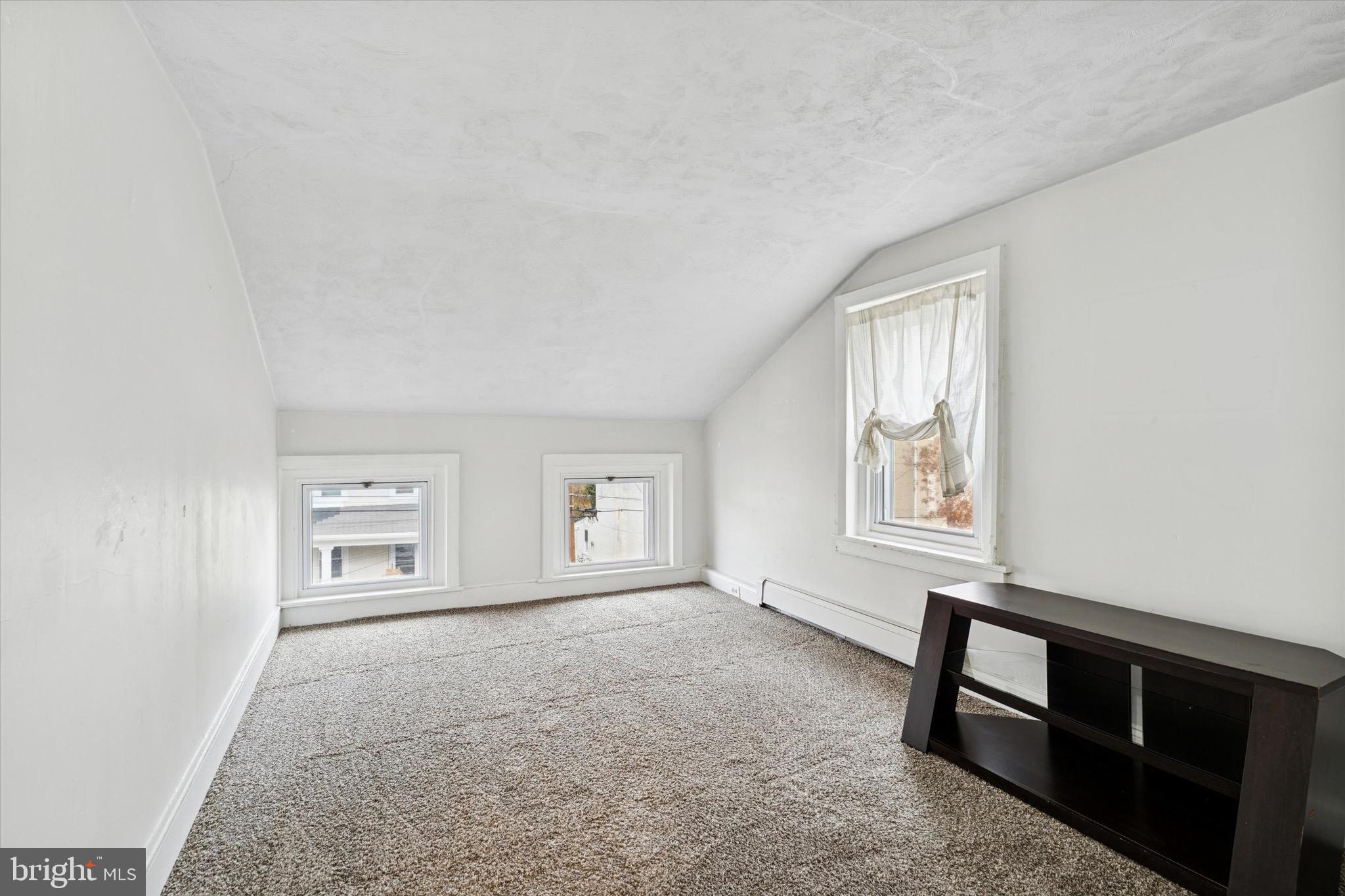 138 Hall Street Spring City, PA 19475 - Photo 20 of 25 an empty room with windows
