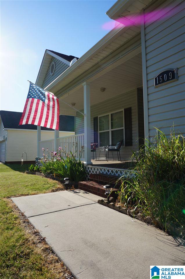1509 Brooks Road Sylacauga, AL 35150 - Photo 3 of 27