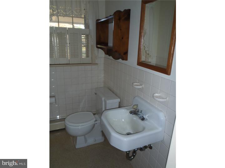 437 Landis Road Harleysville, PA 19438 - Photo 14 of 24 Gallery Image 14