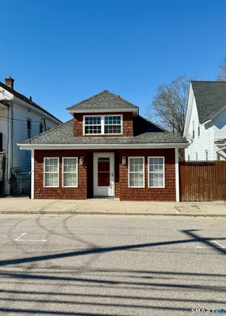 $295,000 | 124 South Main Street, Brooklyn, CT 06234