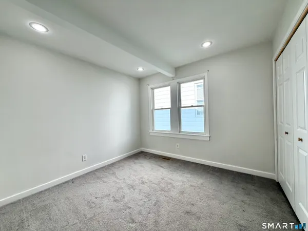 $295,000 | 124 South Main Street, Brooklyn, CT 06234