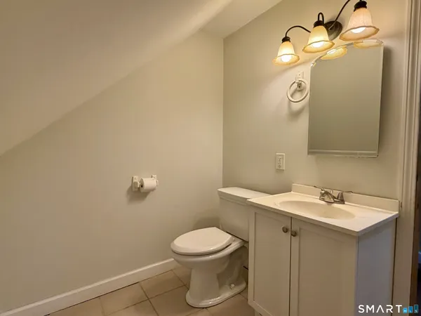 $295,000 | 124 South Main Street, Brooklyn, CT 06234