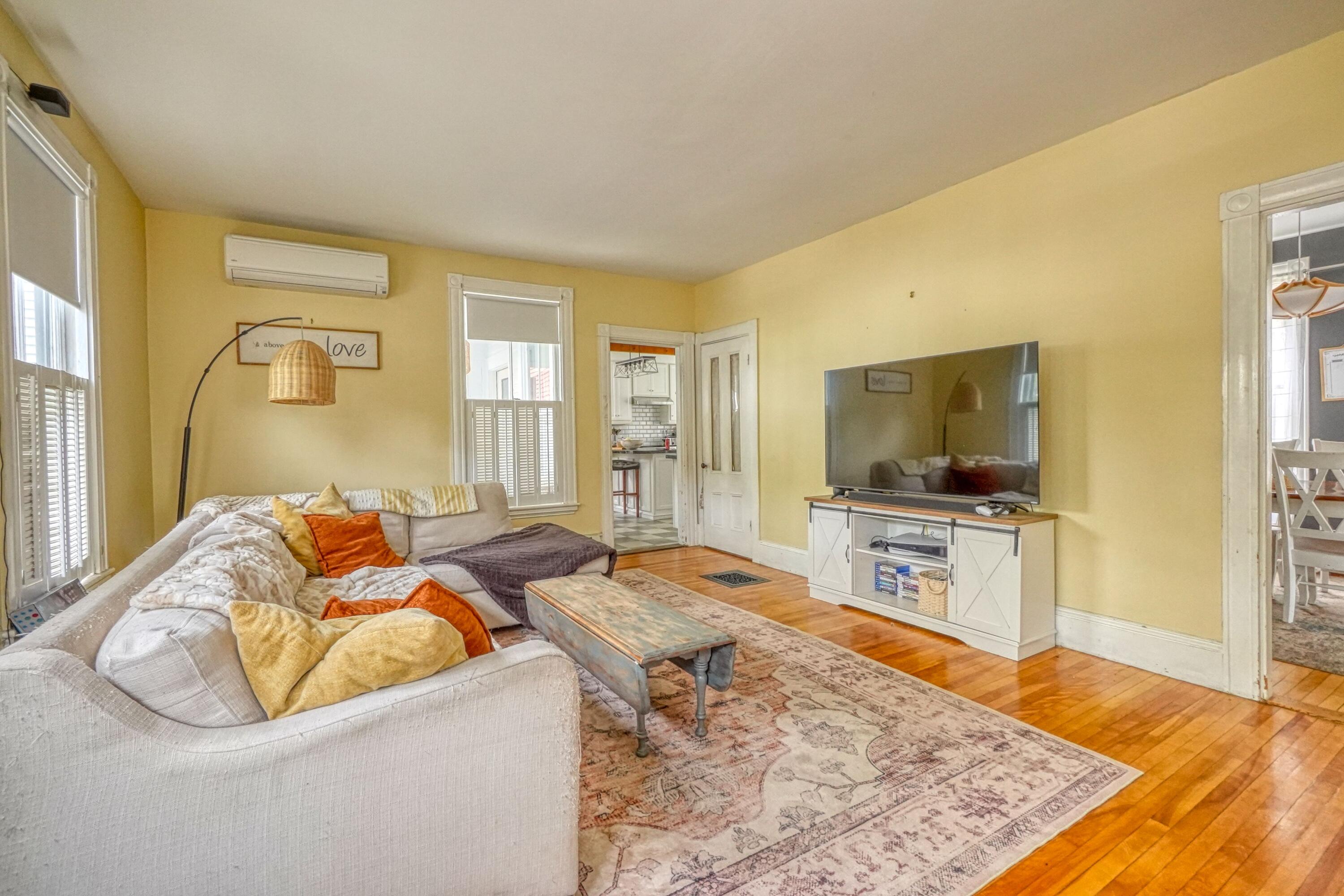 17 Winter Street Waterville, ME 04901 - Photo 16 of 34 Living Room