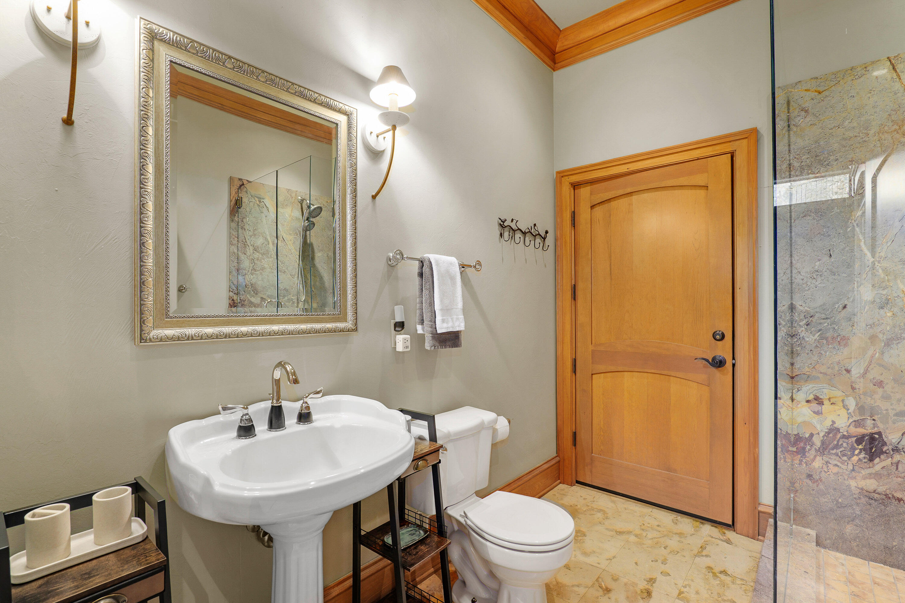 3998 Little Applegate Road Jacksonville, OR 97530 - Photo 48 of 77 3998LittleApplegate50