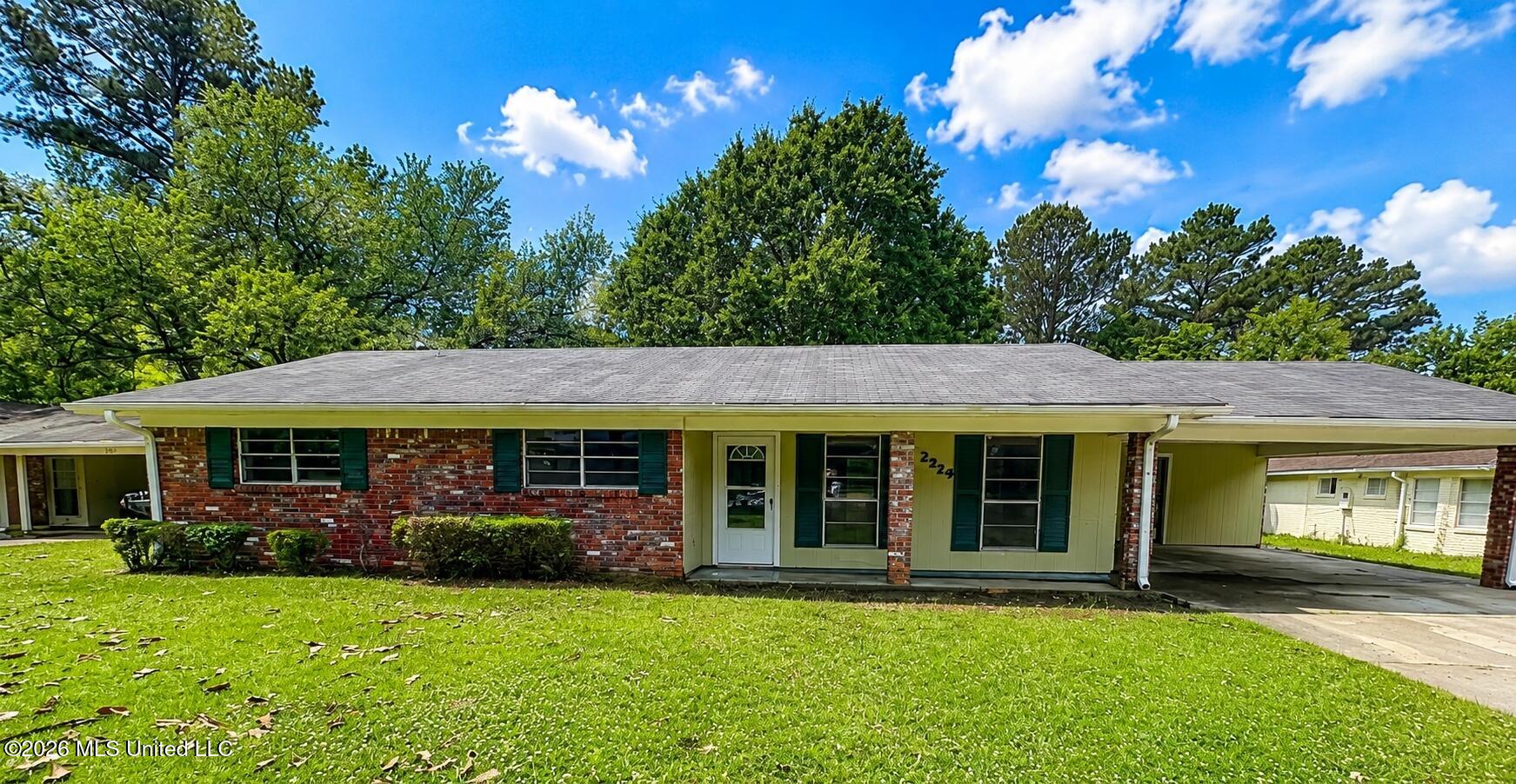 2229 Scanlon Drive Jackson, MS 39204 - Photo 1 of 16 House