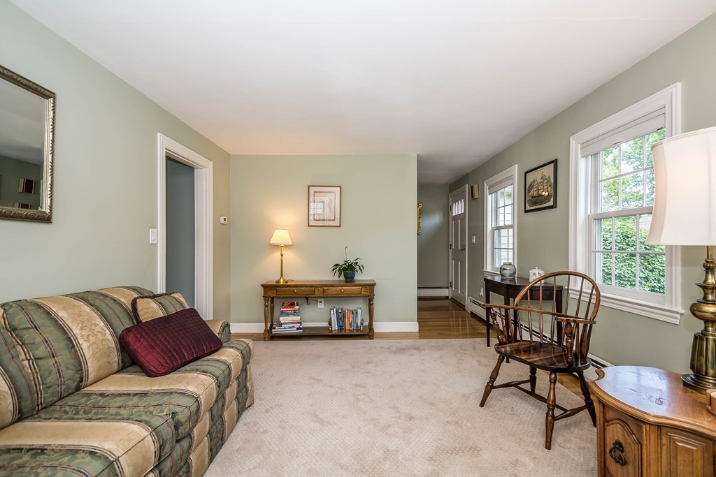 22 Milton Road Reading, MA 01867 - Photo 6 of 30 Gallery Image 6