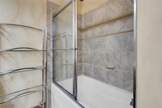 $2,900,000 | 264 Crestview Drive, Las Vegas, NV 89124