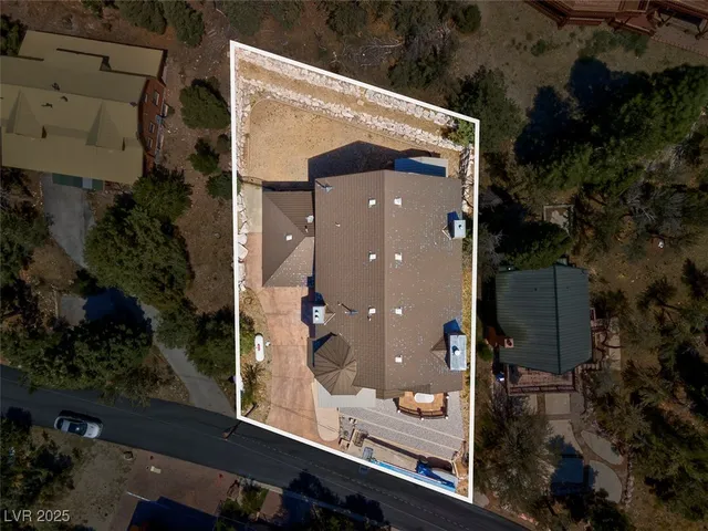 $2,900,000 | 264 Crestview Drive, Las Vegas, NV 89124