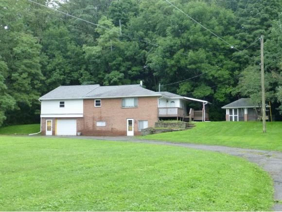 804 Merrit Road Endicott, NY 13760 - Photo 1 of 21 Gallery Image 1