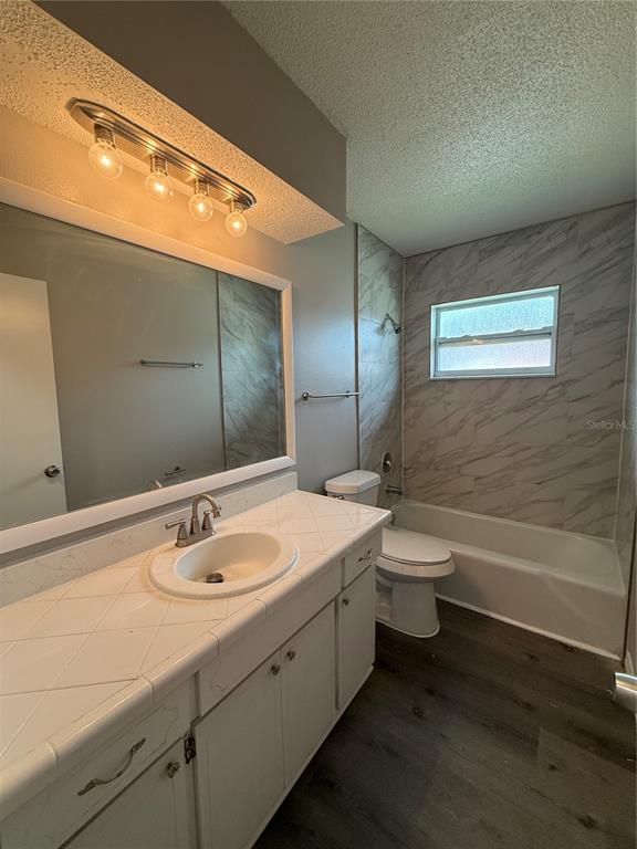 362 Briarwood Road Venice, FL 34293 - Photo 14 of 17 Gallery Image 14