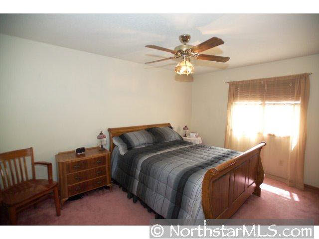 2427 60th Street Northwest Rochester, MN 55901 - Photo 6 of 10