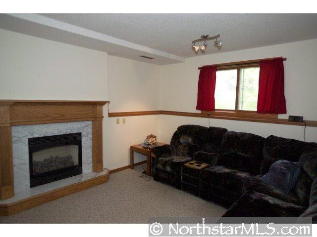 2427 60th Street Northwest Rochester, MN 55901 - Photo 7 of 10