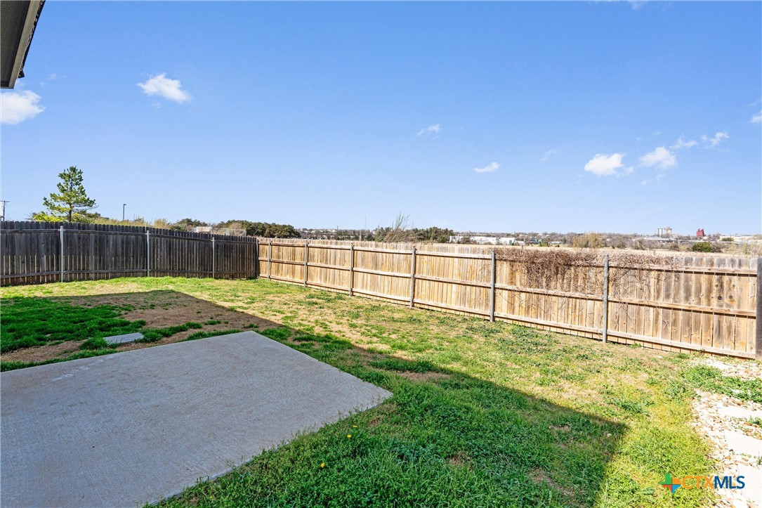 204 Benmyrtle Trail Georgetown, TX 78626 - Photo 32 of 35 a view of an ocean with a big yard