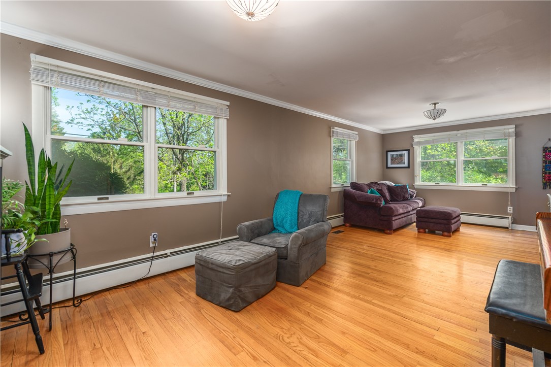33 Wilbur Road Lincoln, RI 02865 - Photo 14 of 50