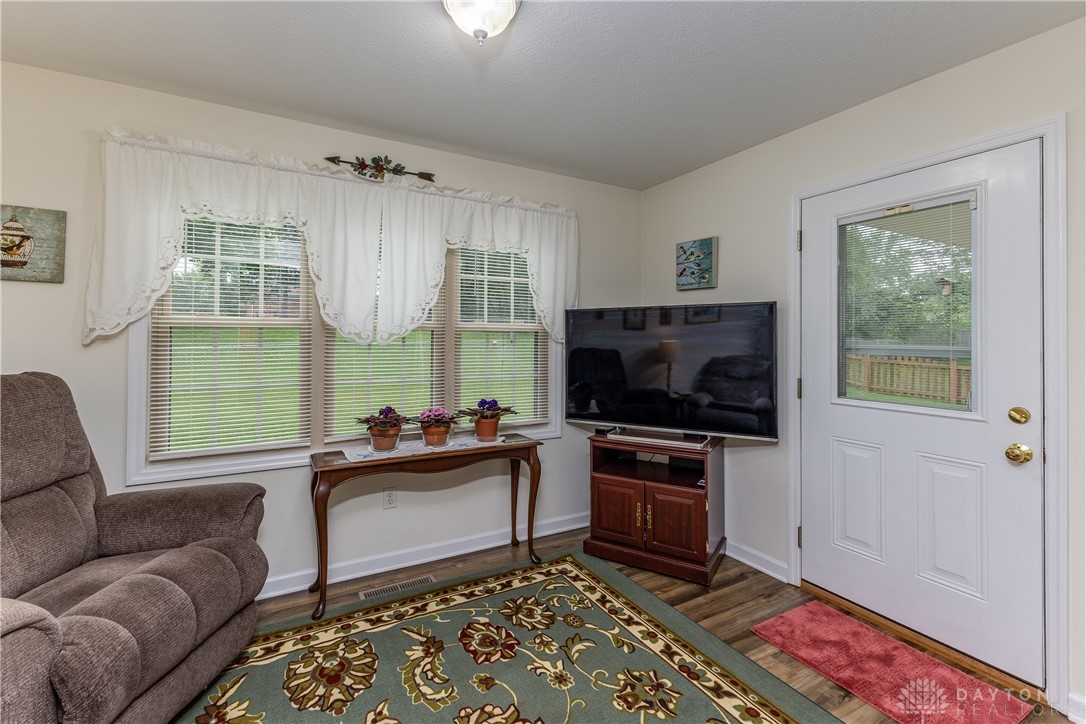 6844 North Union Road Englewood, OH 45322 - Photo 16 of 35