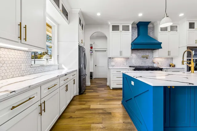 $699,500 | 440 Farm To Market 223, Shepherd, TX 77371