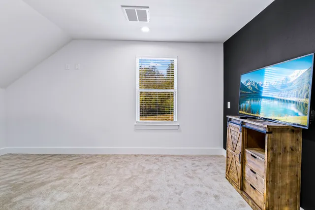 $699,500 | 440 Farm To Market 223, Shepherd, TX 77371