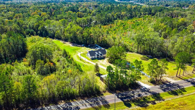 $699,500 | 440 Farm To Market 223, Shepherd, TX 77371