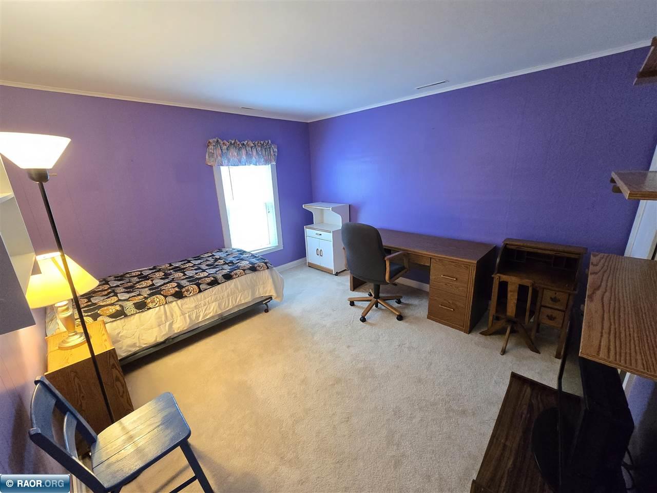 226 9th Street Southwest Chisholm, MN 55719 - Photo 15 of 25