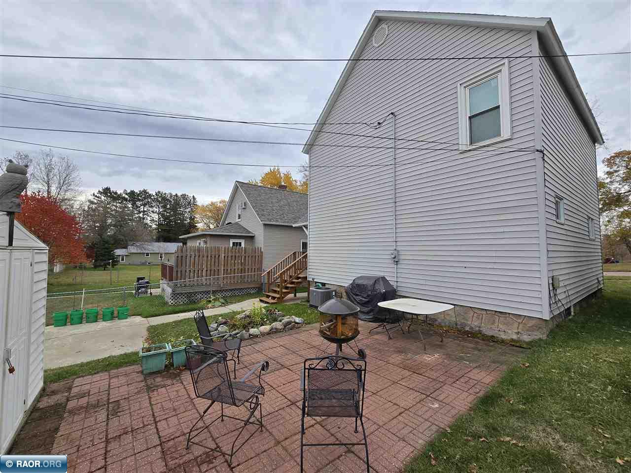 226 9th Street Southwest Chisholm, MN 55719 - Photo 4 of 25